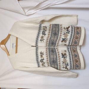 Alfred Dunner sweater cream zippered medium